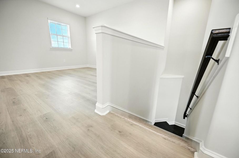 Spacious, unfurnished interior of a new home in Silver Landing At Silverleaf, St. Augustine (Image 38).