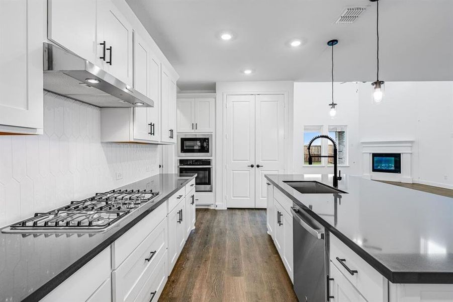 1609 Blue Sage Court ~ Ready Now