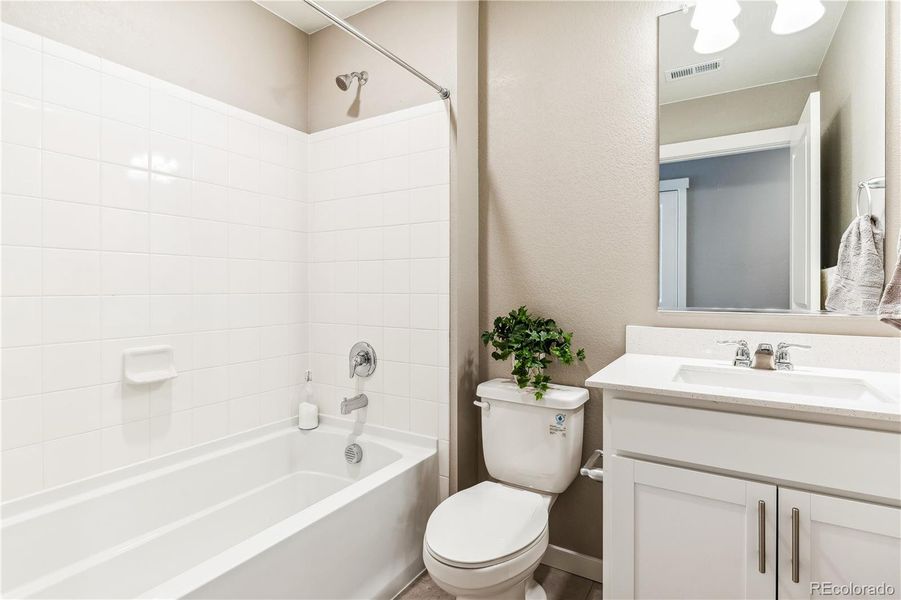 Image 23 of a home in Ridge at Johnstown.