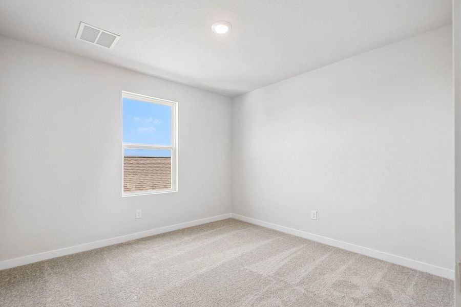 Spacious, unfurnished interior of a new home in Eastwood at Sonterra, Jarrell (Image 20). Spacious, unfurnished interior of a new home in Eastwood at Sonterra, Jarrell (Image 20).