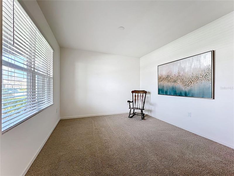 Spacious, unfurnished interior of a new home in Cypress Bay West, Palm Bay (Image 25).