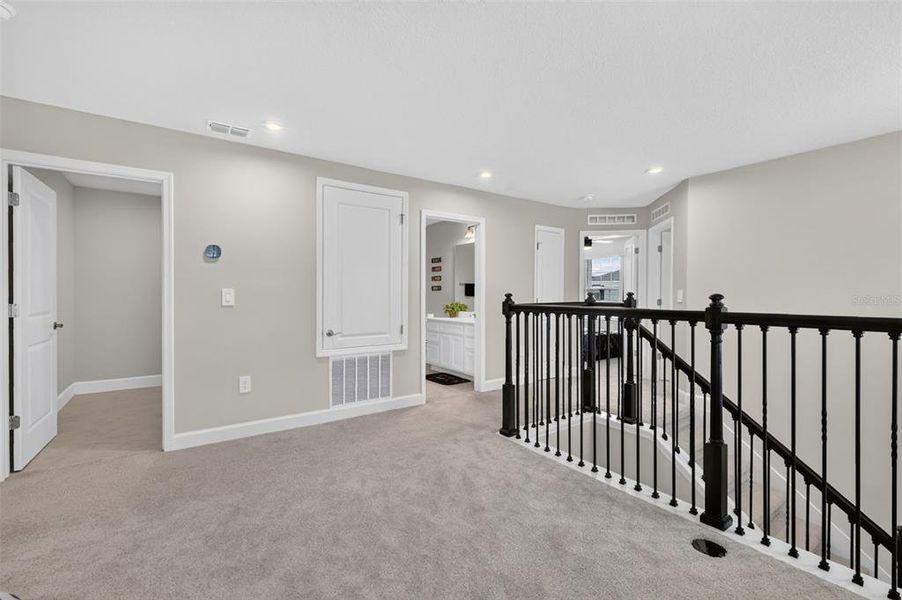 Spacious, unfurnished interior of a new home in , Apopka (Image 23).