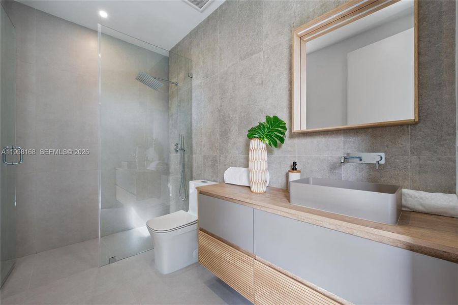 Furnished interior view inside a new home in , Miami (Image 18).