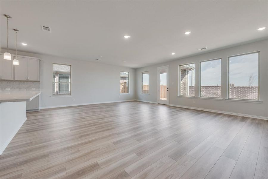 Spacious, unfurnished interior of a new home in Sutton Fields, Celina (Image 26).