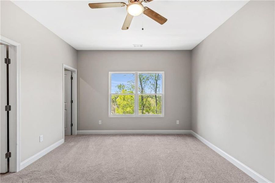 Spacious, unfurnished interior of a new home in , Atlanta (Image 36).