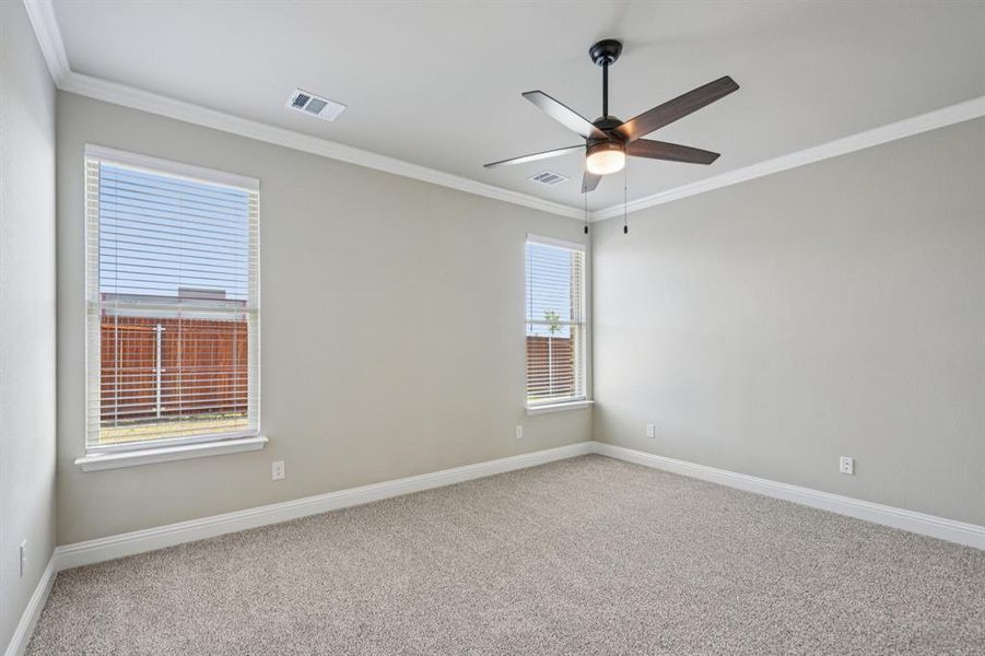 Spacious, unfurnished interior of a new home in , Alvarado (Image 25).