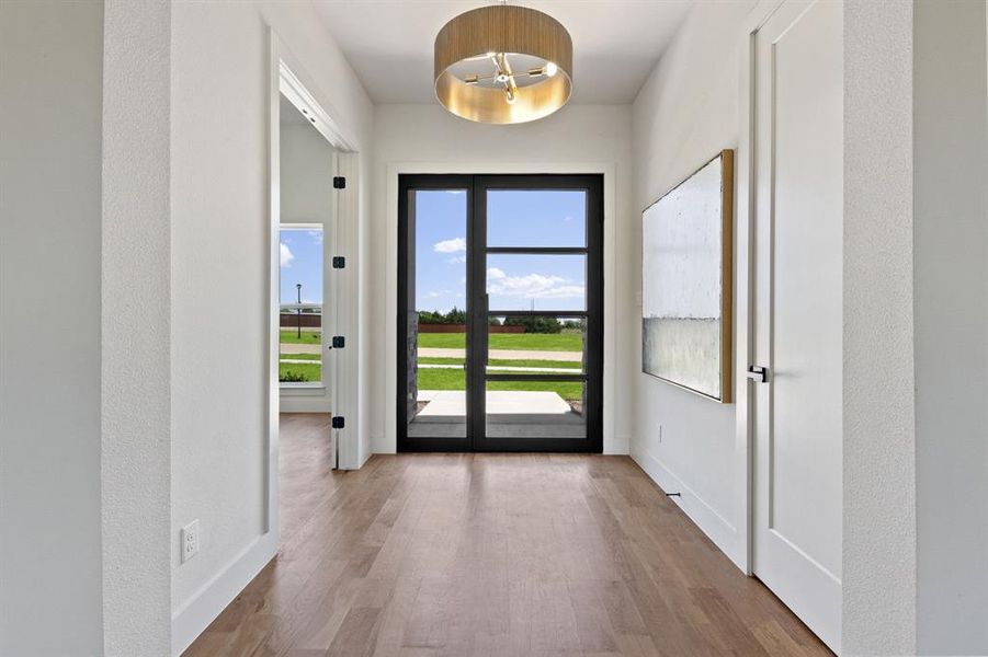 Spacious, unfurnished interior of a new home in , Red Oak (Image 20).