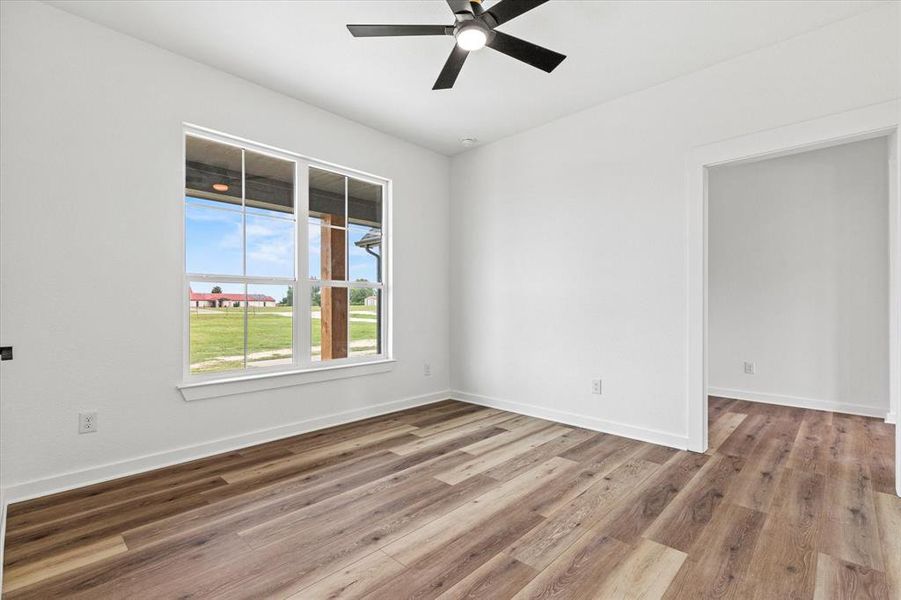 Spacious, unfurnished interior of a new home in , Emory (Image 30).