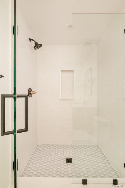 Image 41 of a home in .