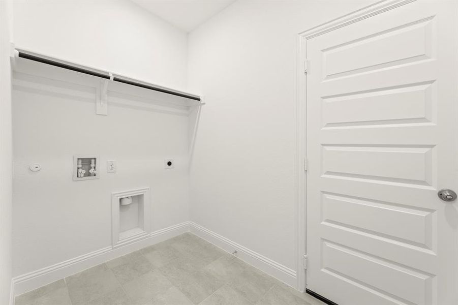 17_18. 512 Pinnacles - Utility