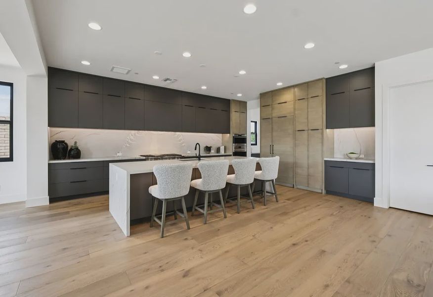 Kitchen - 21 of 27
