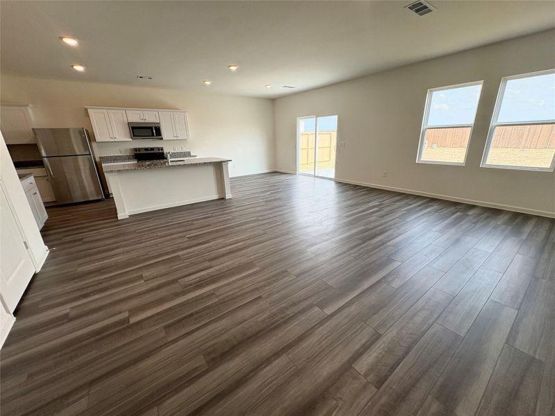 Spacious, unfurnished interior of a new home in Vacek Pointe, Richmond (Image 8).
