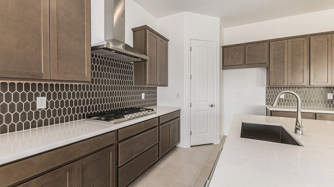 Furnished interior view inside a new home in Sycamore Farms, Surprise (Image 7).