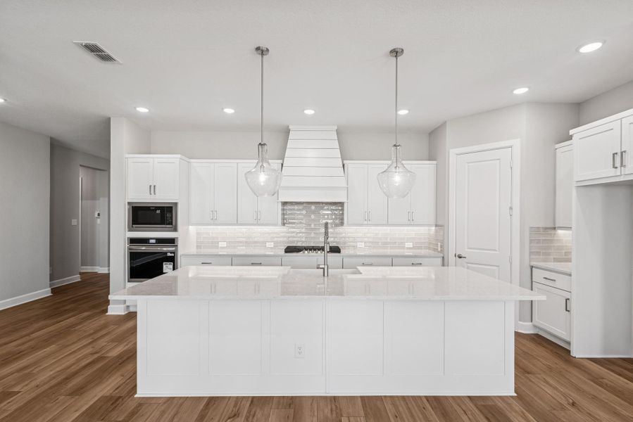 Furnished interior view inside a new home in ARTAVIA 65' Homesites, Conroe (Image 7). Furnished interior view inside a new home in ARTAVIA 65' Homesites, Conroe (Image 7).