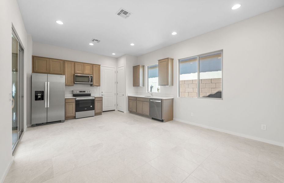 Furnished interior view inside a new home in Legado West, Gilbert (Image 14). Furnished interior view inside a new home in Legado West, Gilbert (Image 14).