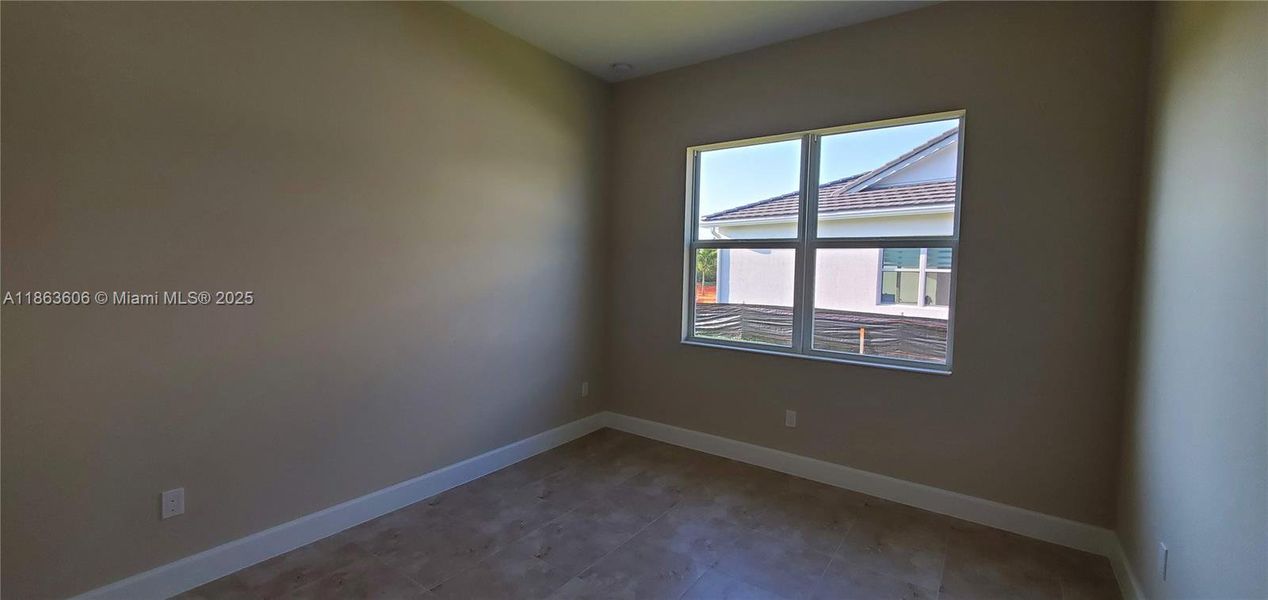 Spacious, unfurnished interior of a new home in , Westlake (Image 17).