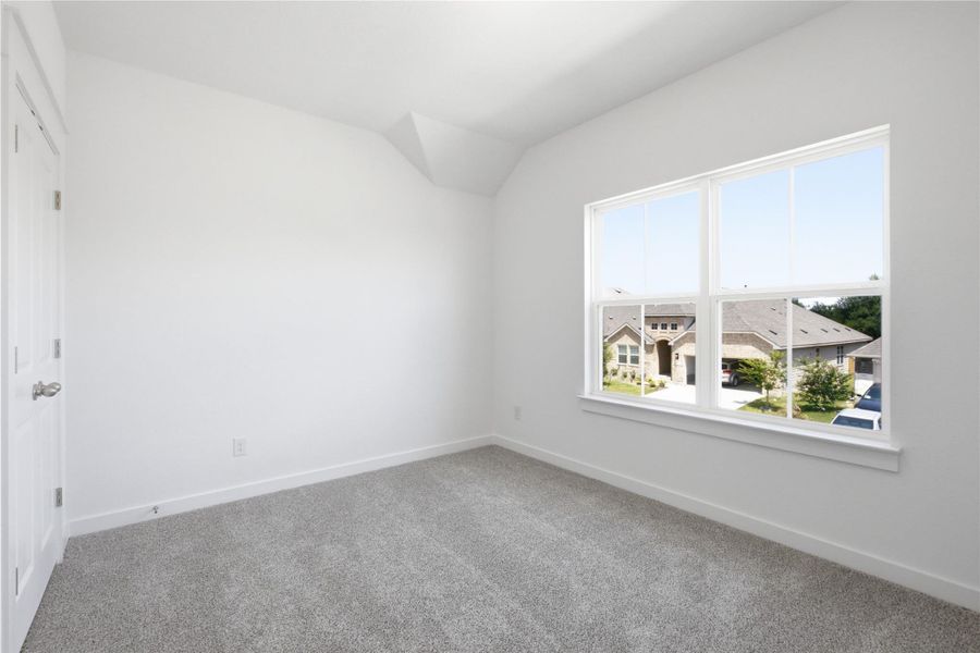 Spacious, unfurnished interior of a new home in Creeks Crossing, Elgin (Image 20). Spacious, unfurnished interior of a new home in Creeks Crossing, Elgin (Image 20).
