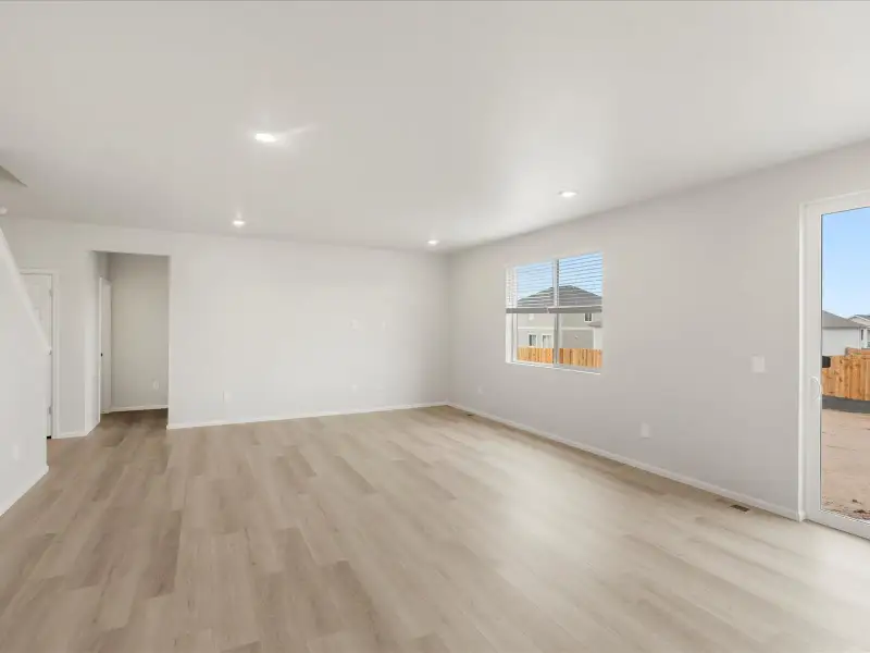 Spacious, unfurnished interior of a new home in Paint Brush Hills, Peyton (Image 10).