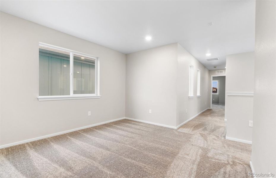 Spacious, unfurnished interior of a new home in Painted Prairie, Aurora (Image 11).