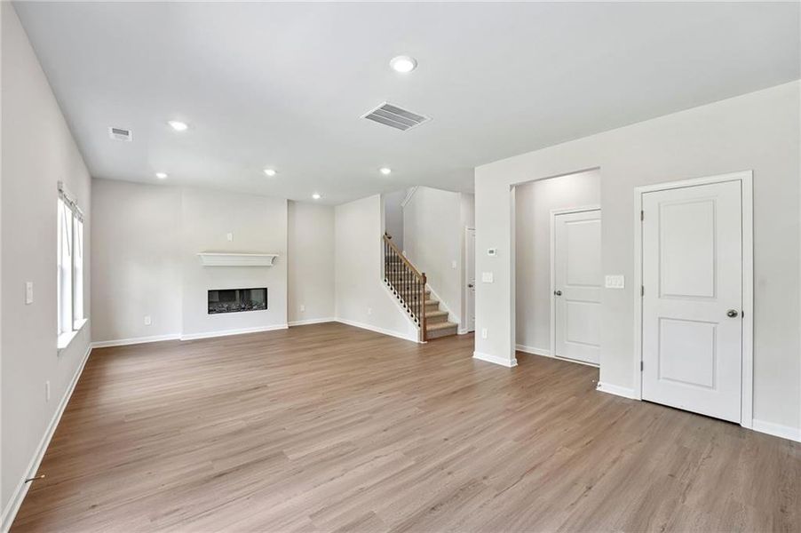 Spacious, unfurnished interior of a new home in Manning Mill, Adairsville (Image 30). Spacious, unfurnished interior of a new home in Manning Mill, Adairsville (Image 30).