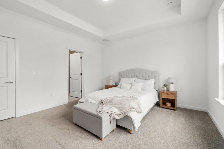 Furnished interior view inside a new home in , Buda (Image 5).