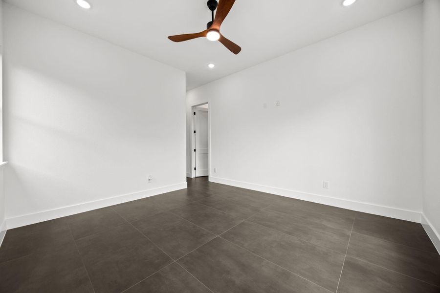 Spacious, unfurnished interior of a new home in , Montgomery (Image 33).