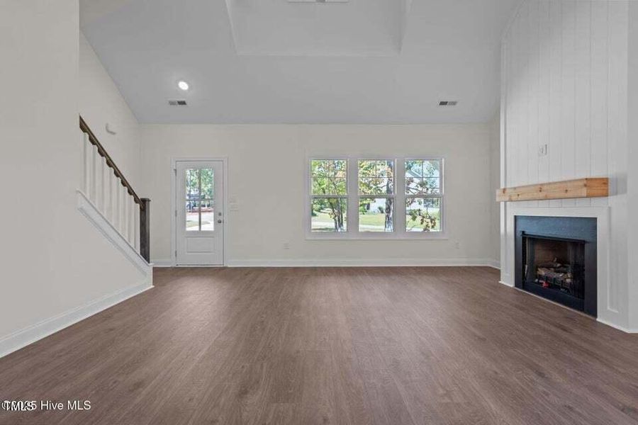 20250904143343986183000000-o