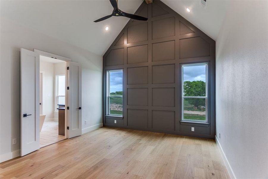Spacious, unfurnished interior of a new home in , Aledo (Image 25).