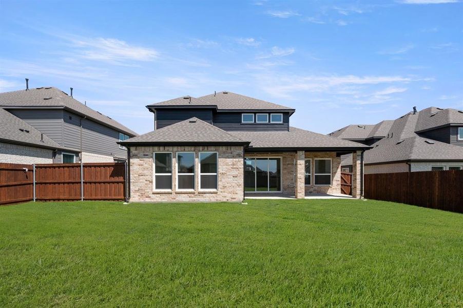 Exterior details and patio area of a home in Westside Preserve, Midlothian (Image 4).