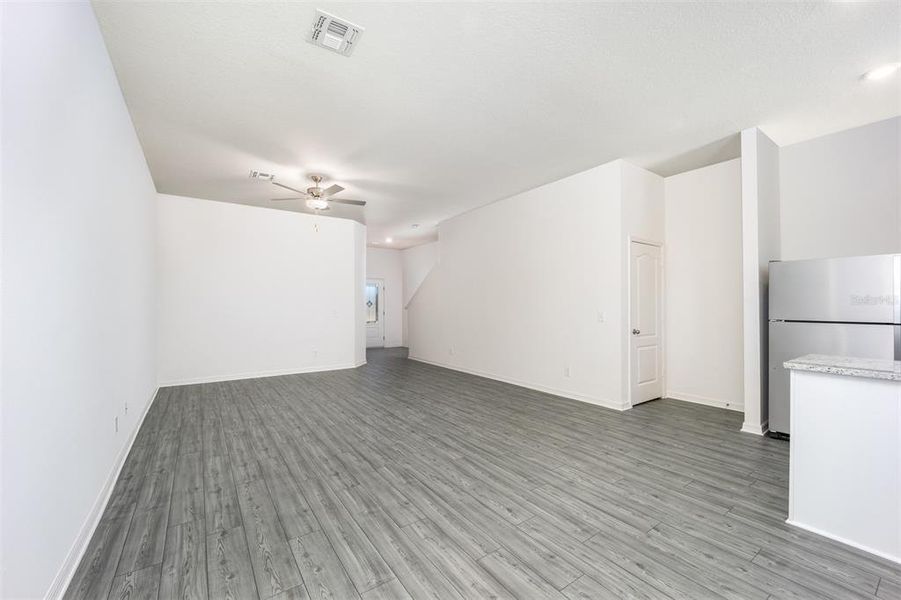 Spacious, unfurnished interior of a new home in Sol Vista, Dundee (Image 12).