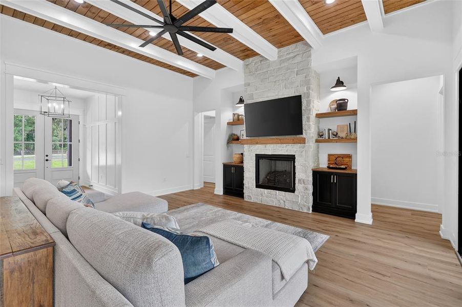 Furnished interior view inside a new home in , Lakeland (Image 7).