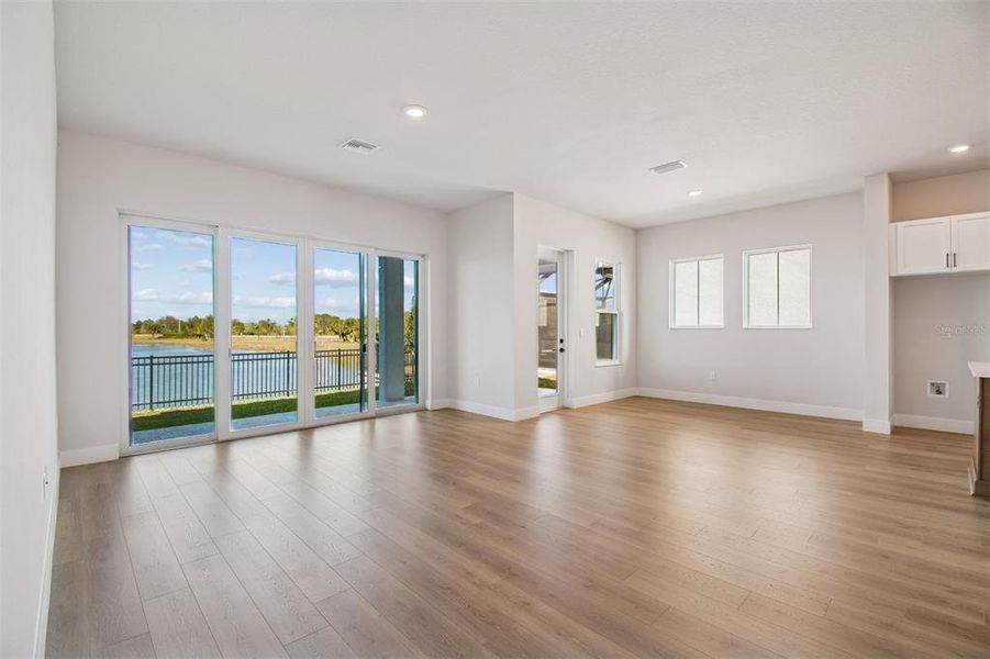 Spacious, unfurnished interior of a new home in Emerald Landing at Waterside at Lakewood Ranch – Lake Series, Sarasota (Image 38).