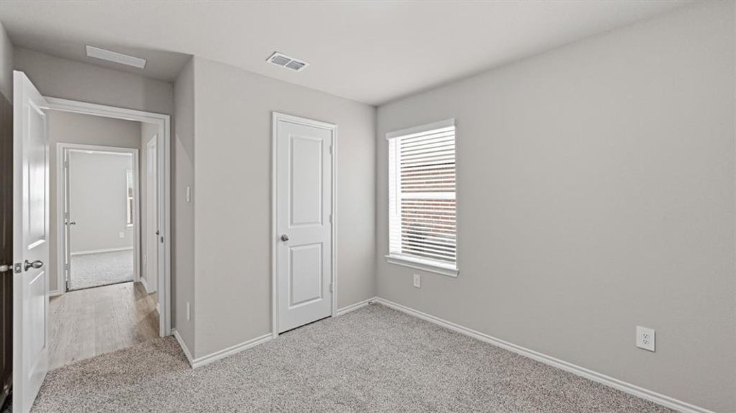 Spacious, unfurnished interior of a new home in Rock Creek West, Fort Worth (Image 20).