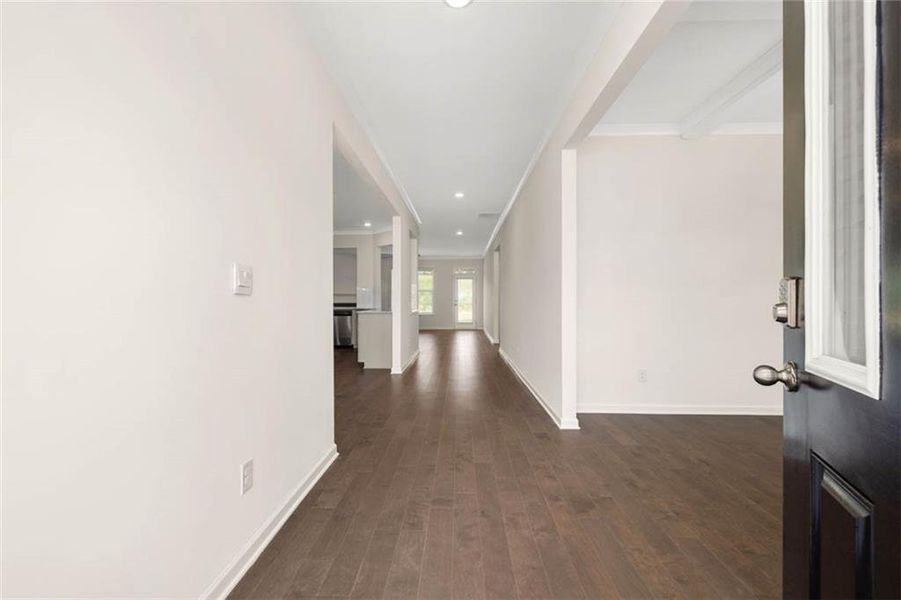 Spacious, unfurnished interior of a new home in Evergreen Crossing, Locust Grove (Image 22).