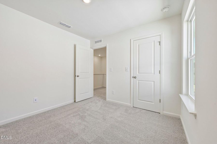 22-web-or-mls-Oakdale Dr-S2204-022 22-web-or-mls-Oakdale Dr-S2204-022