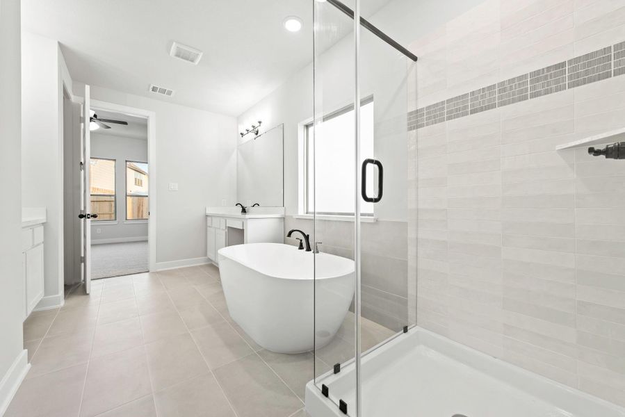 Representative image. Features, specifications, selections and colors may vary.