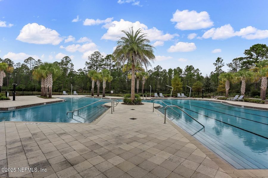 Community amenities in Longleaf: Longleaf 60s, Jacksonville (Image 47).