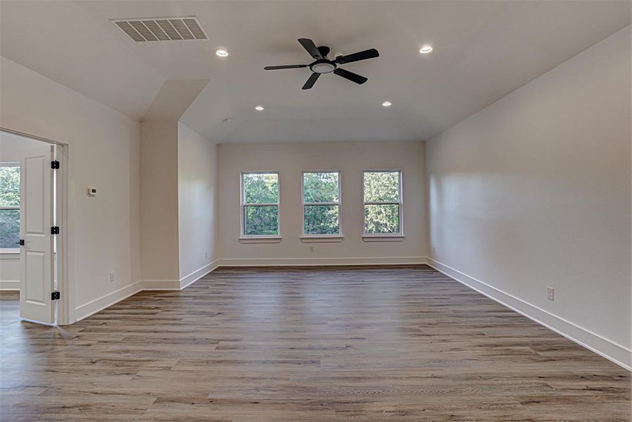 Large upstairs secondary living area with storage. Large upstairs secondary living area with storage.