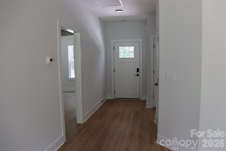 Spacious, unfurnished interior of a new home in , Dallas (Image 8).
