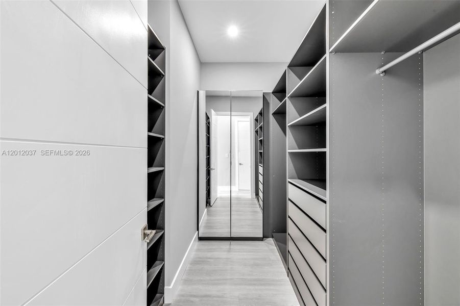 Furnished interior view inside a new home in , Fort Lauderdale (Image 16).