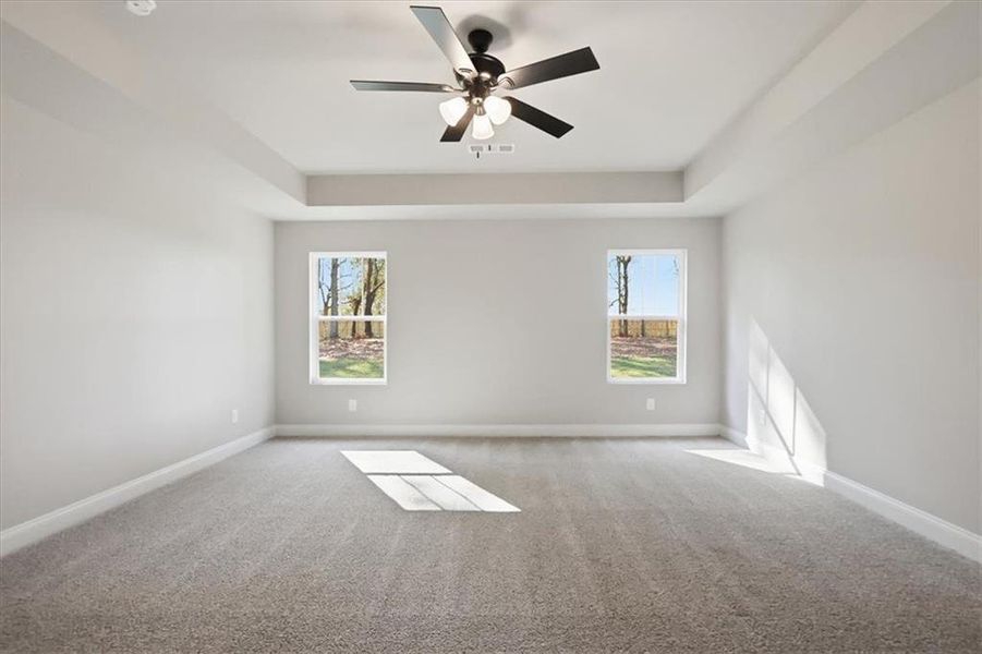 Spacious, unfurnished interior of a new home in , Hartwell (Image 42).