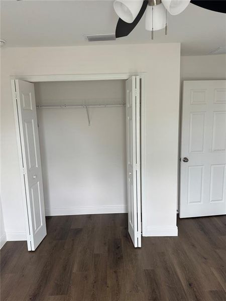 Spacious, unfurnished interior of a new home in , Ocala (Image 11).