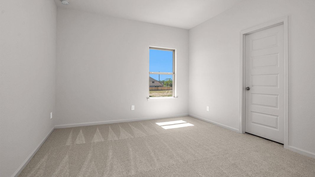 Spacious, unfurnished interior of a new home in Candela, Richmond (Image 9).