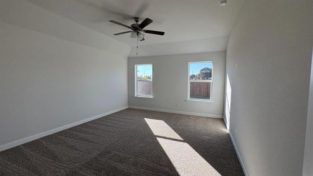 Spacious, unfurnished interior of a new home in Sandstone Estates, Granbury (Image 15). Spacious, unfurnished interior of a new home in Sandstone Estates, Granbury (Image 15).