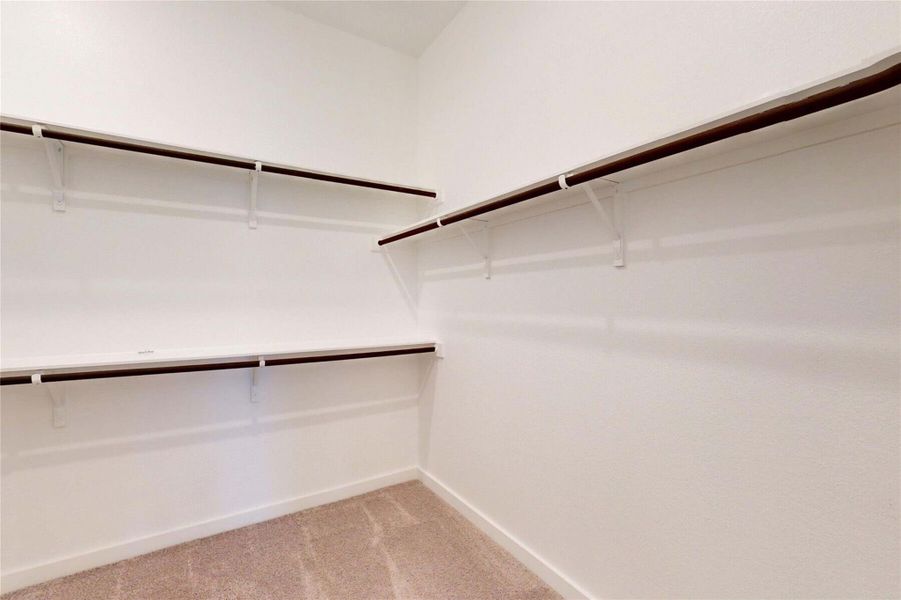 Spacious, unfurnished interior of a new home in Cedar Brook, Leander (Image 17).