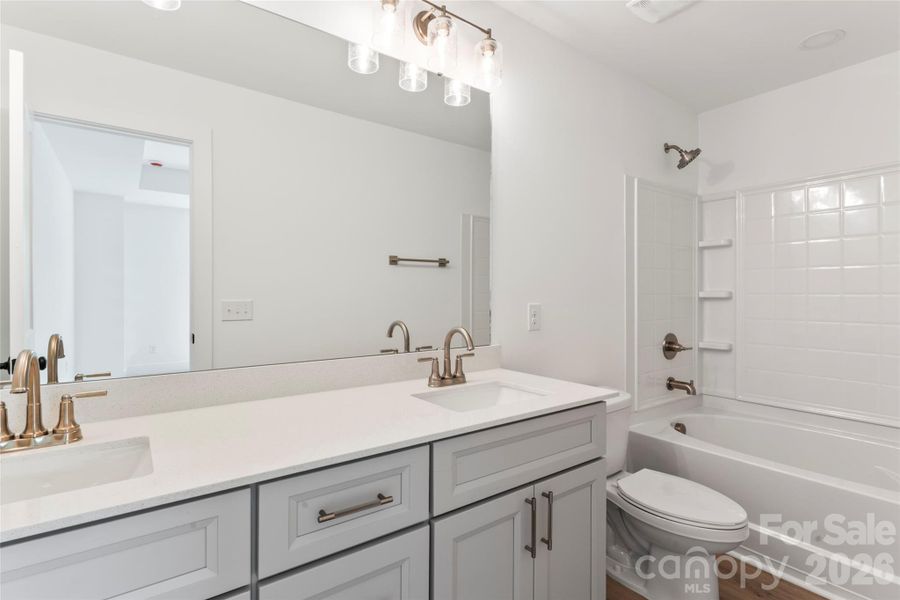 Image 39 of a home in .