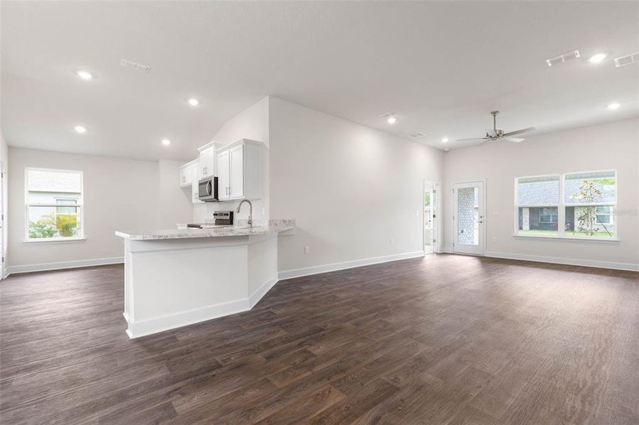 Spacious, unfurnished interior of a new home in Palm Coast, Palm Coast (Image 25).