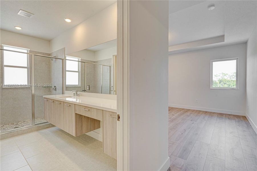 Image 49 of a home in . Image 49 of a home in .