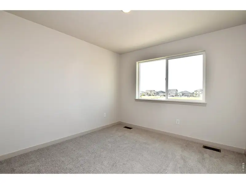 Spacious, unfurnished interior of a new home in , Berthoud (Image 26).