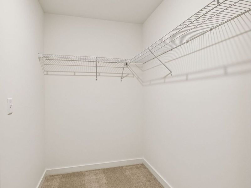 Spacious, unfurnished interior of a new home in Calista Farms, White House (Image 37).